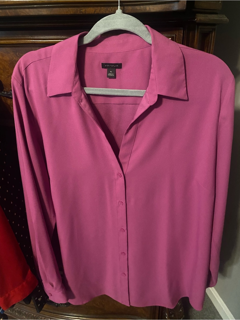 Ann Taylor violet purple essential button up blouse